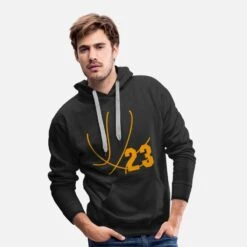 'Basketball 23 - Geschenkidee - 8 O' Männer Premium Hoodie | Spreadshirt