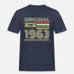 RUSSELL 'Original 1963 Jahrgang Retro Vintage Geburtstag' Männer Heavy T-Shirt | Spreadshirt -Steman Clothing Shop original 1963 jahrgang retro vintage geburtstag maenner heavy t shirt 2